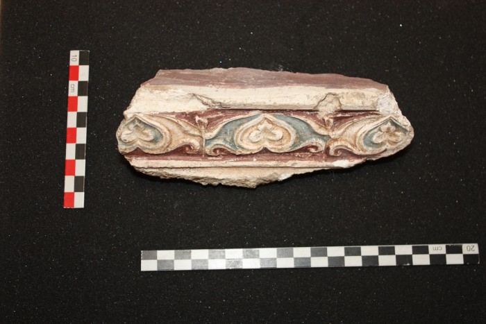 frammento di stucco