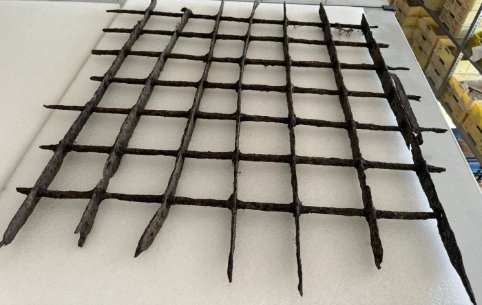 grata in ferro