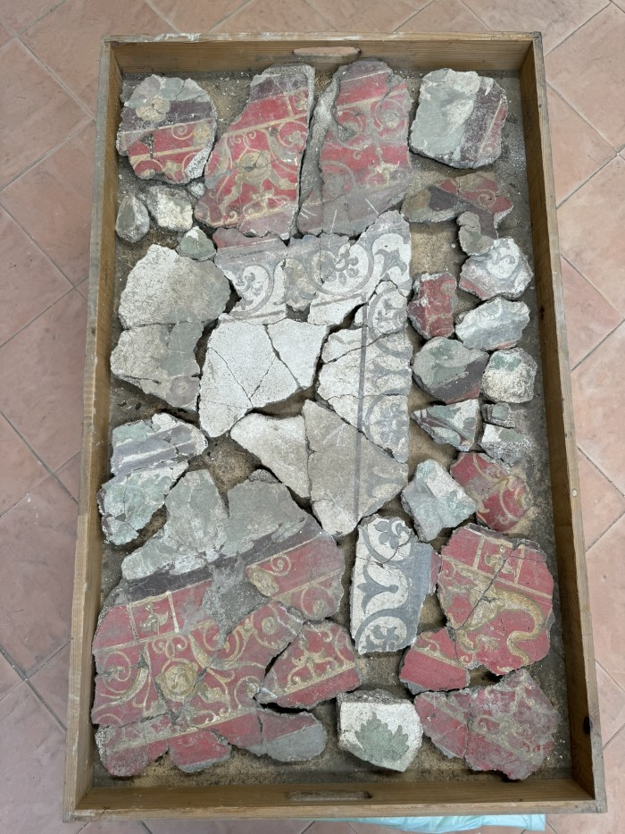 frammenti di pittura parietale
