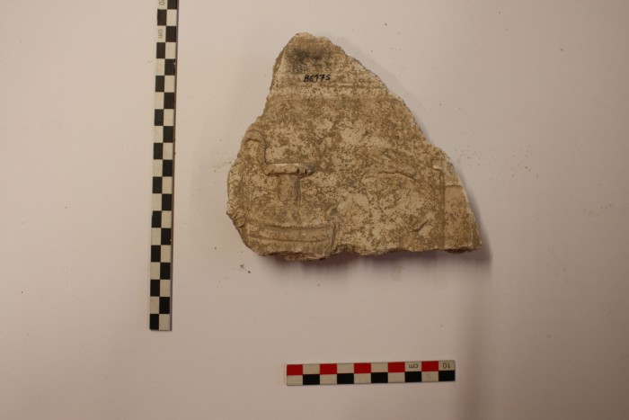 frammento di stucco