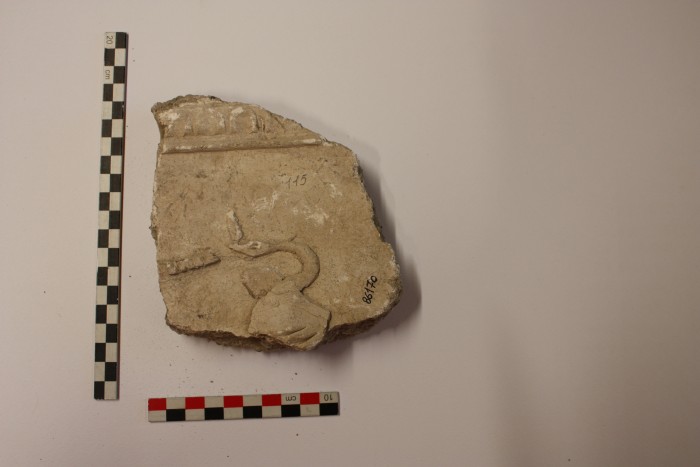 frammento di stucco