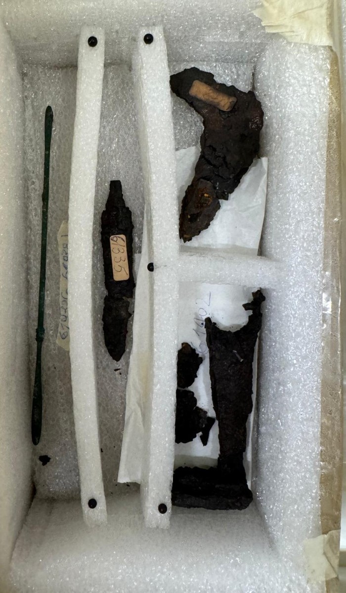 contenitore di piccoli utensili metallici