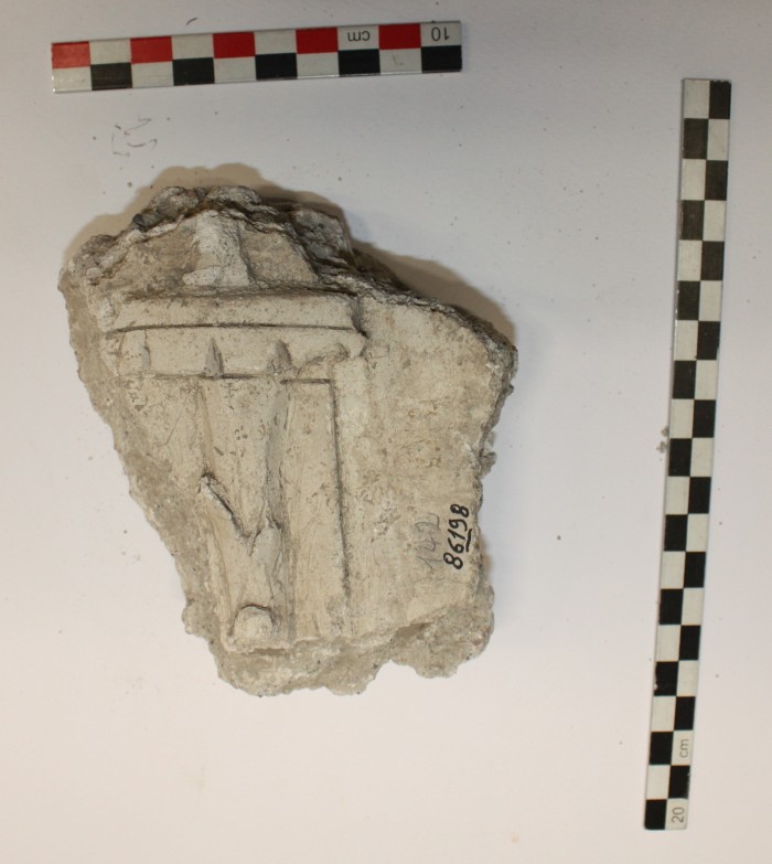 frammento di stucco
