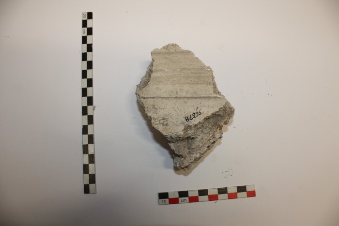 frammento di stucco