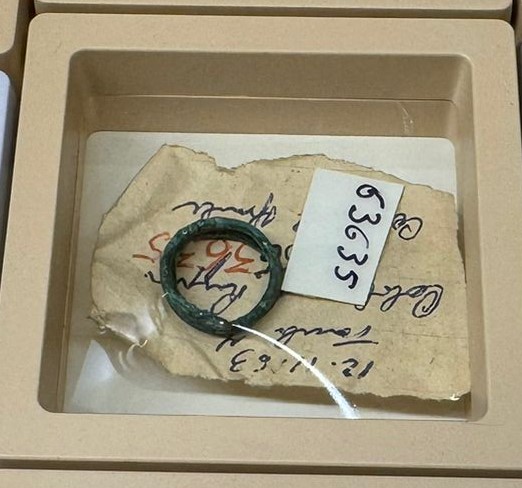 anello in bronzo