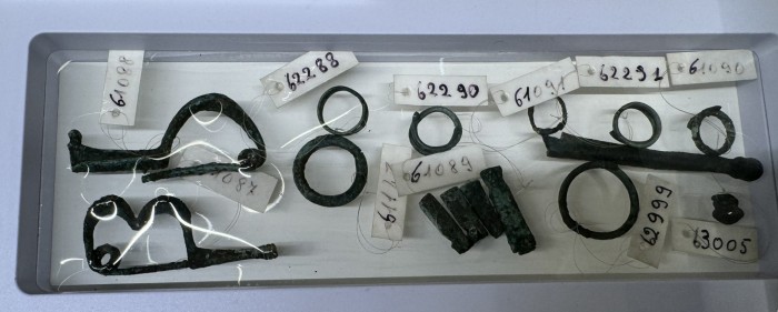 contenitore di materiali metallici