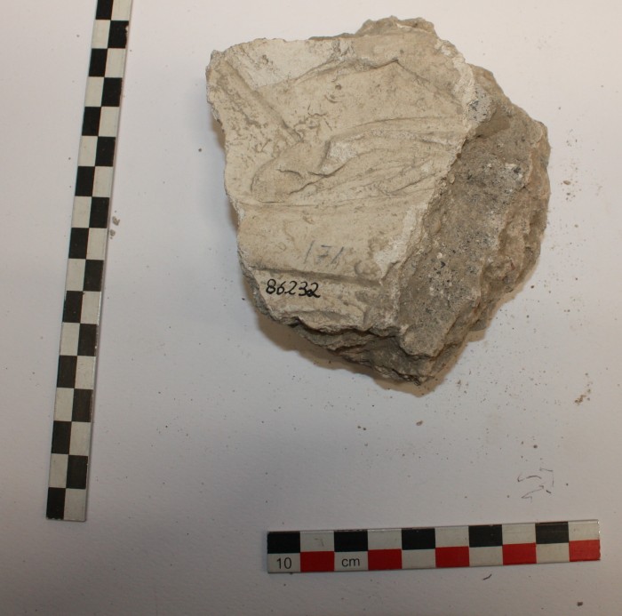 frammento di stucco