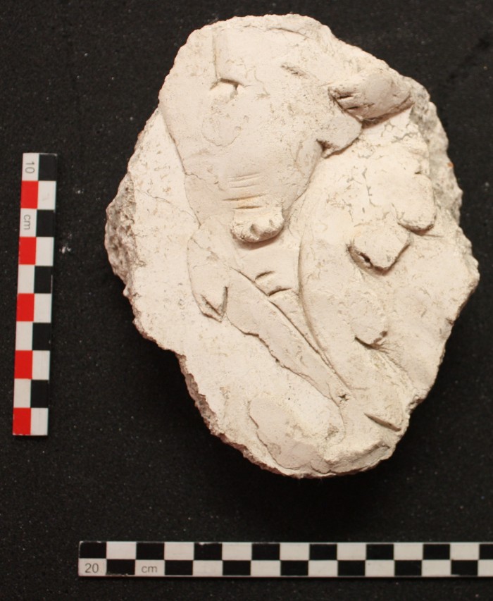 frammento di stucco