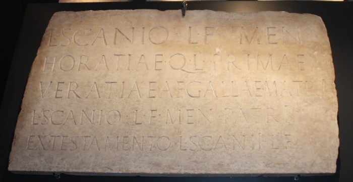 lastra marmorea