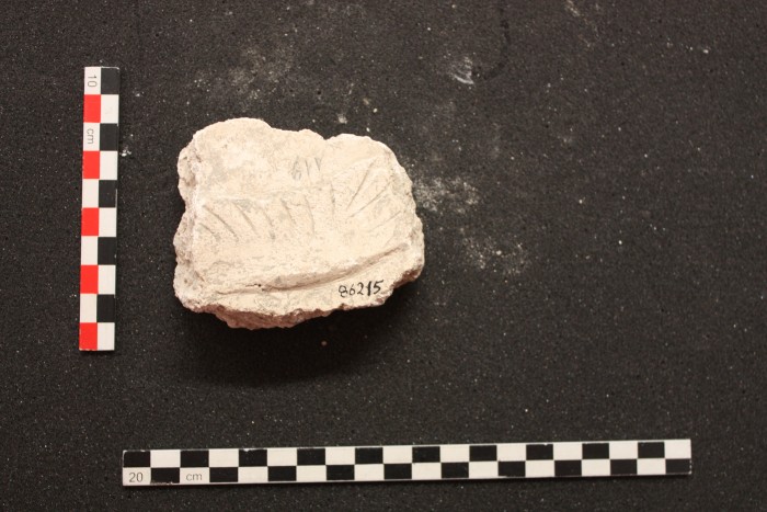 frammento di stucco