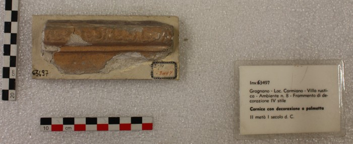 frammento di stucco