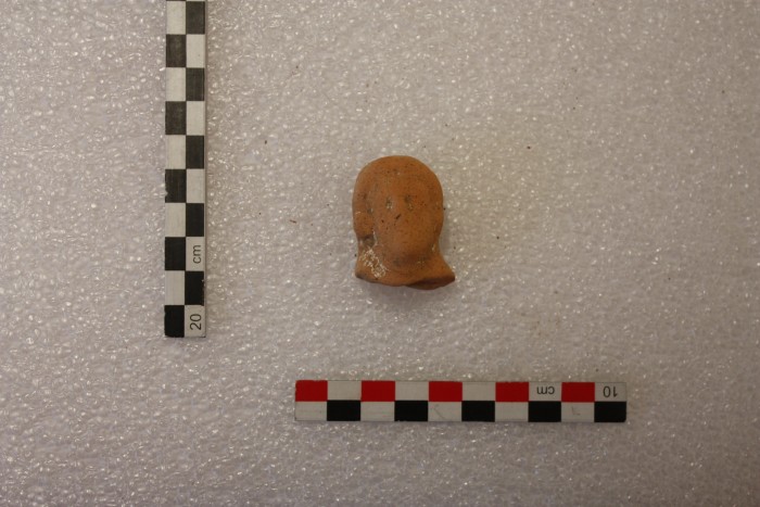 frammento di terracotta figurata