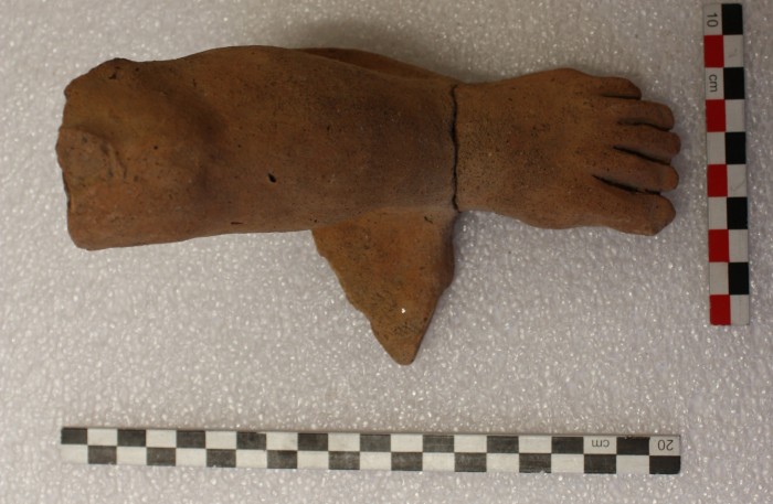 frammento di terracotta figurata