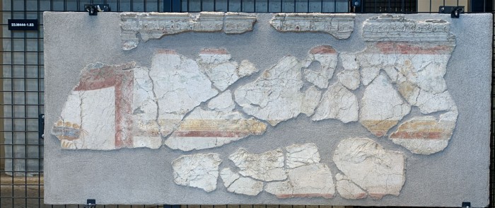 frammento di affresco con cornice in stucco