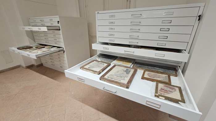 Cassettiera